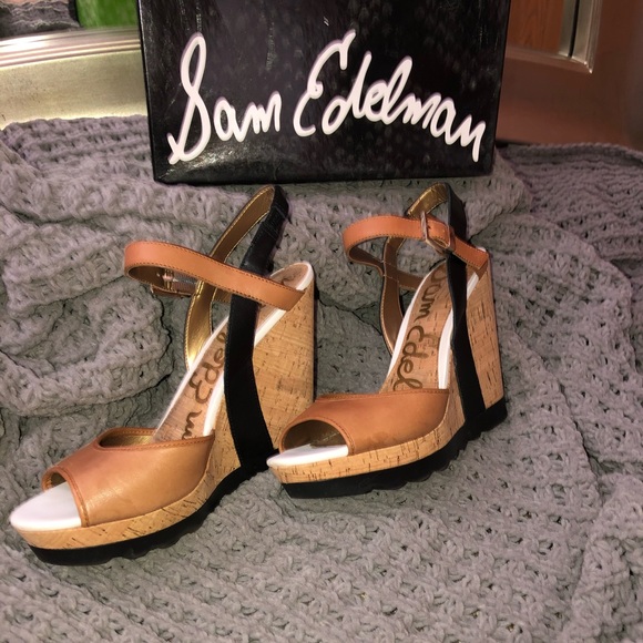 Sam Edelman Karina Wedges - Picture 3 of 8